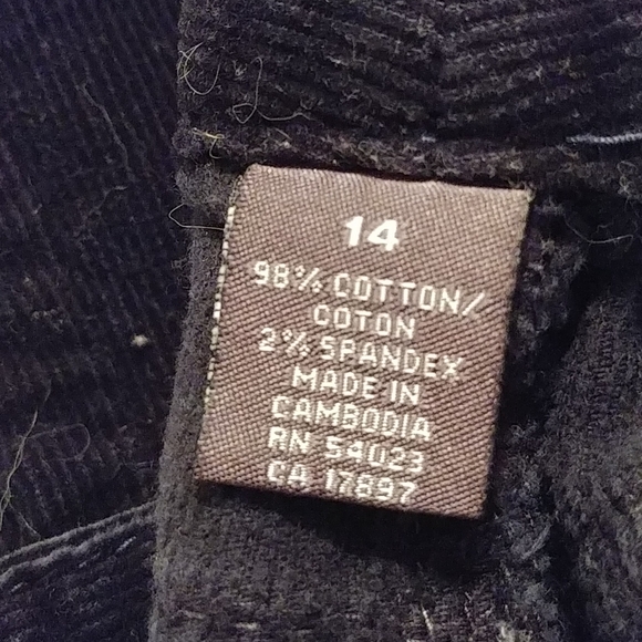 Old Navy corduroy Pants - Picture 4 of 7